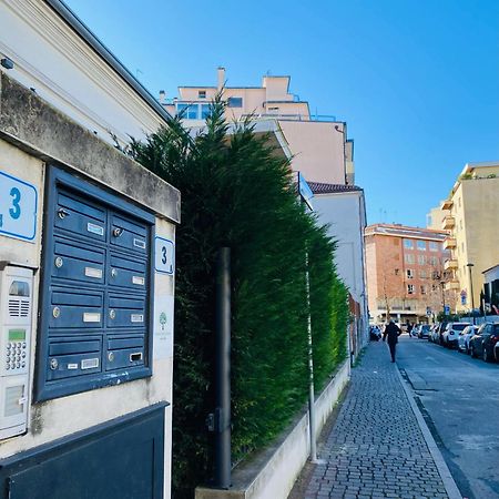 Central Luxury Garden Guest House Местре Экстерьер фото